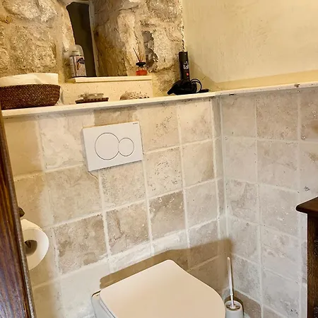 Venus Of The Palace - New Renovated Apartamento *