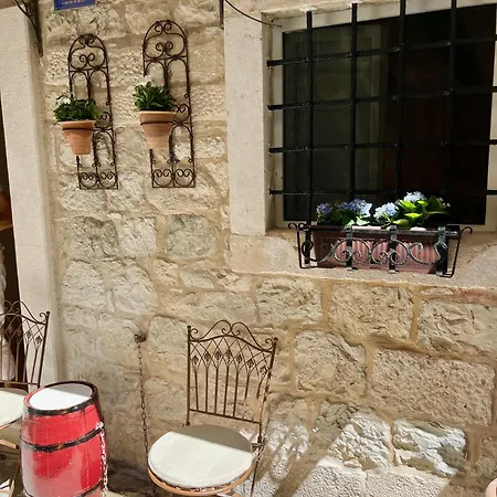 Apartmán Venus Of The Palace - New Renovated